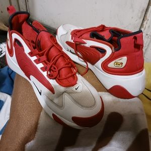 Nike Zoom 2K sneakers in Red size 11